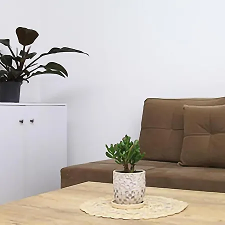 Edurres Terminal 9 Apartment *